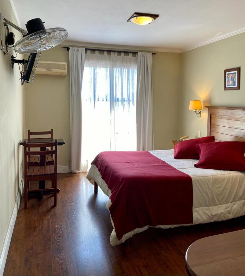 לינה וארוחת בוקר קולוניה דל סקרמנטו Ayres House מראה חיצוני תמונה
